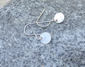 Minimalist Jewelry - Disc Earrings - Sequin Earrings - Round Earrings - Coin Earrings - Sterling Silver Earrings - Tiny Earrings - Handmade