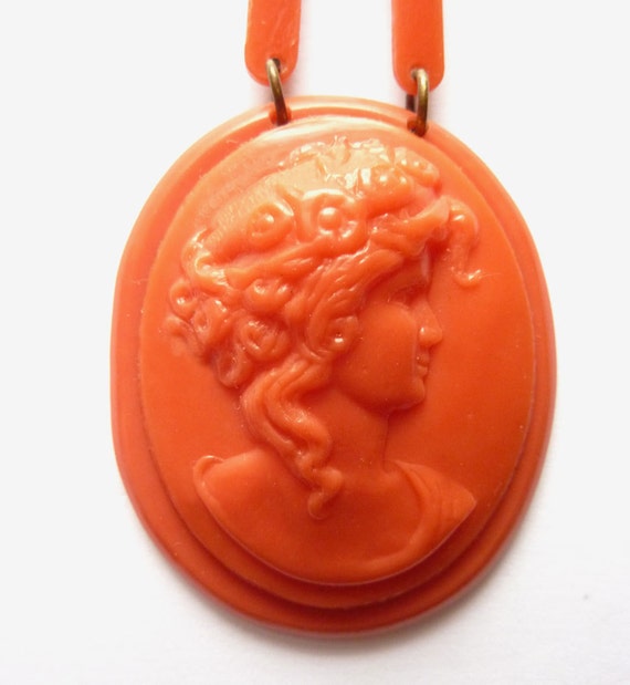 jcd3 Celluloid Coral Cameo Necklace Vintage Art D… - image 1