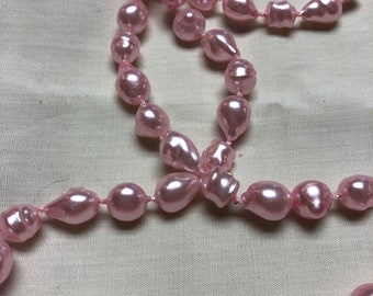 Vintage Simulated Freshwater Pearl Rope Necklace Pink