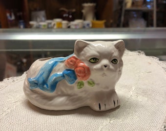 CLEARANCE SALE  Vintage White Kitten Toothpick Holder Ceramic Hobbyists Piece