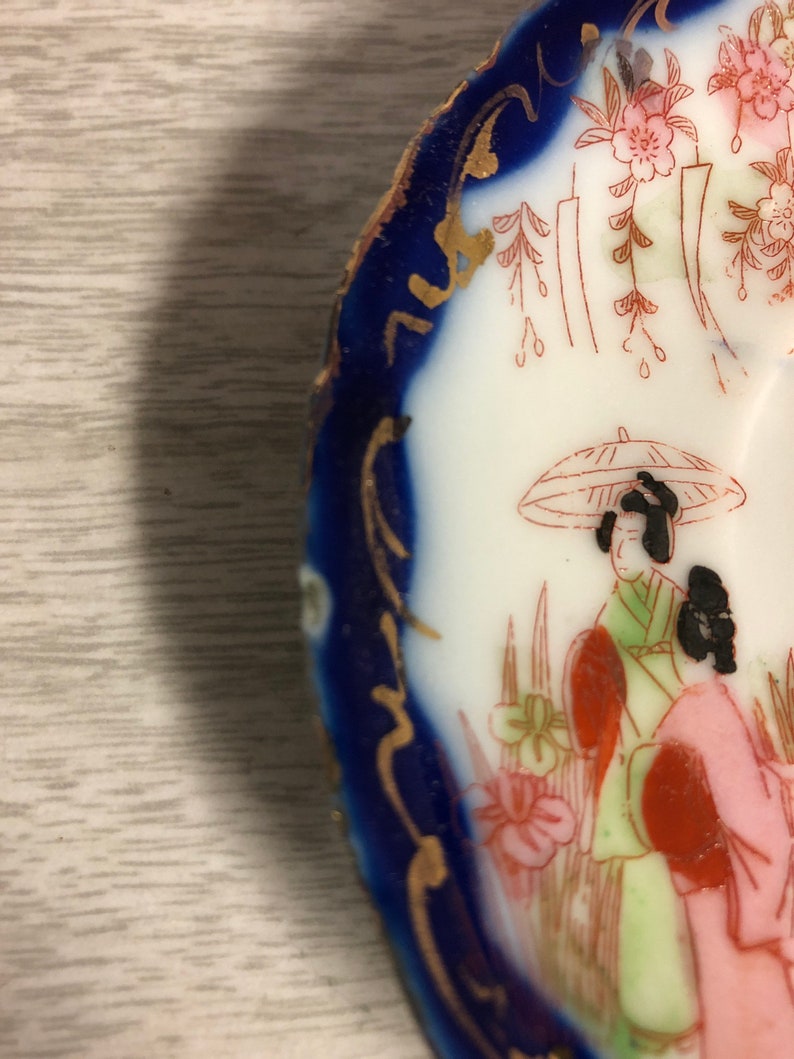Antique Saucers Hand Painted Geisha Girl Plate Saucer Blue and Gold Trim Japan 1920s
