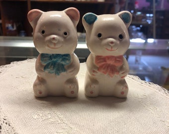 CLEARANCE SALE  Teddy Bears Salt and Pepper Shakers Vintage