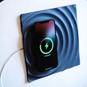 Ripple MagSafe Charging Dock: 3D Printed Desk Organizer