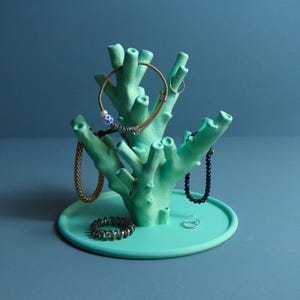 3D Printed Coral Jewelry Stand – Ocean-Inspired Bracelet and Ring Organizer – Unique Sculptural Holder for Table or Vanity