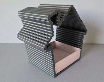 Modern Ribbed Bird Feeder with Removable Drawer