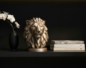 Low Poly Lion Bust – Modern Geometric Sculpture