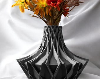 Large 3D Printed Geometric Vase: Modern Home Decor Centerpiece