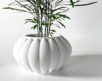 3D Printed Geometric Planter: Modern Minimalist Plant Pot with Tray