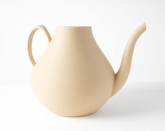 3D Printed Modern Watering Can for Houseplants, Minimalist Indoor Jug for Succulents & Herbs