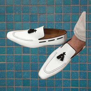 Handmade Men White leather slip ons loafer shoes, Men tassels shoes moccasins