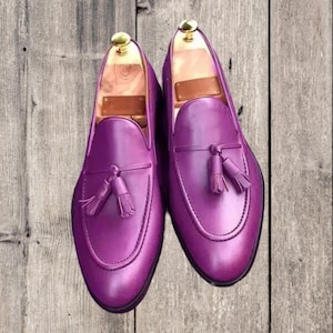 Handmade men purple leather moccasin shoes, formal dress tassels slip ons shoes