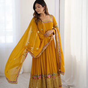 Heavy Designer Party Wear Look Gown-Dupatta in Heavy Multi Thread Embroidery Sequence Work