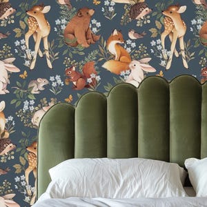Woodland Animal Mural Wallpaper – Green Forest Grove Design for Nursery, Toddler Room or Playroom