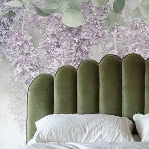 ラベンダーパープルの藤の花の壁画壁紙 – 寝室、リビングルーム、廊下に最適なエレガントな花柄ウォールアート