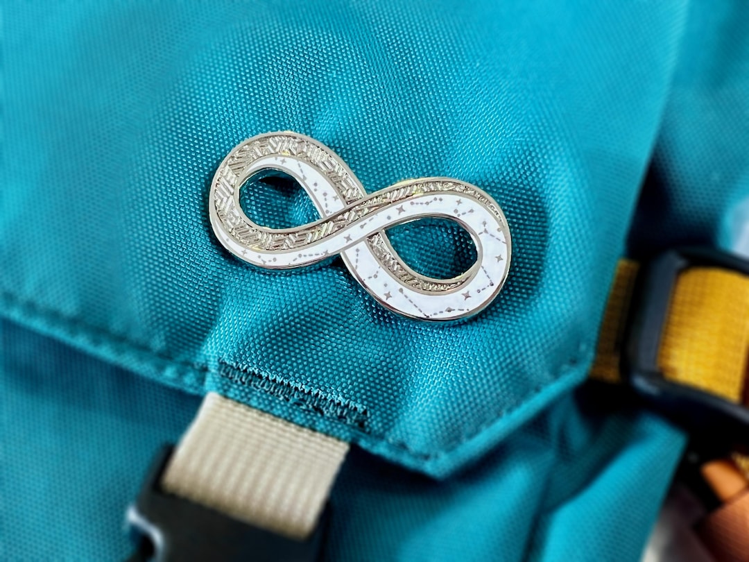 Möbius Strip V2 Enamel Pin - Infinity Math & Geometry Brooch Gift - Etsy