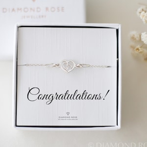 New Mum Gift, Congratulations Gift, Baby Feet Charm, New Pregnancy Gift Idea, Personalised Pregnancy Bracelet, Gift For Mum To Be