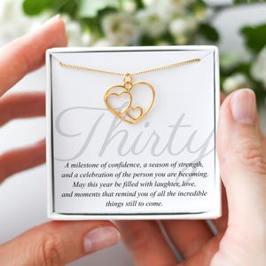 Collier 30e anniversaire, collier trois coeurs pour femme, cadeau 30e personnalisé, bijoux d&#39;anniversaire 30e étape importante, souvenir 30e anniversaire