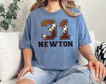 Benutzerdefiniertes Fußballnummer-Shirt, Comfort Colors® Fußball-T-Shirt, personalisiertes Fußballspieler-Shirt, Fußball-Mama-Shirt, Sport-Mama-T-Shirt mit Rundhalsausschnitt