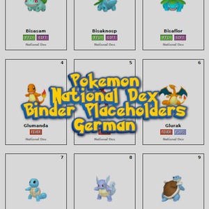 Könnte beinhalten: Eine weiße Keramik-Tasse mit schwarzem Henkel und dem Text "But First, Coffee" in fetter, schwarzer Schrift. Die Tasse steht vor einem neutralen Hintergrund, der ihr schlichtes Design hervorhebt.