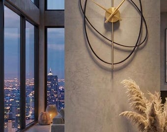 Reloj de pared grande y moderno de metal, decoración geométrica Japandi, arte silencioso en oro y negro.