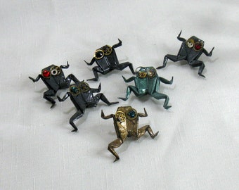 WATERPROOF STEAMPUNK frog pin