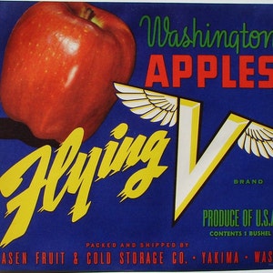 1940s Flying V for Victory Red Apple WA State Crate Label Clasen Fruit