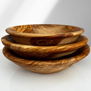 Handmade Natural Olive Wood Plates, Sustainable Wooden Kitchenware, Olive Wood Plate, Vegan Gift Idea, Wooden Plate, Eco-Friendly Gift