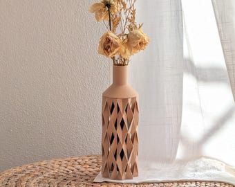 INTRI.3 – 3D Printed Decorative Vase