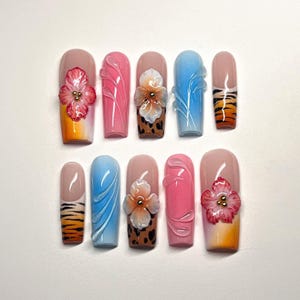 Tropical Safari Press On Nails, 3D Hibiscus Flower Nail Art, Animal Print Summer Nails, Pink Blue Gradient Jungle Nail Design