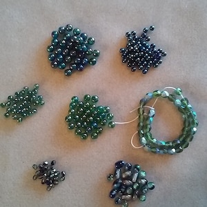 DESTASH - Glass Beads - Dark Green, Forest Green, Round, Faceted, Barrel, Rainbow Luster (#1111)