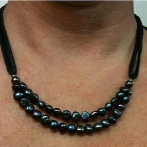 Dark Peacock Pearl Princess Necklace