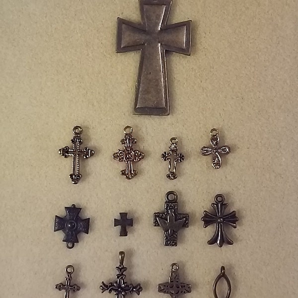 DESTASH - Cross Pendant Charms - Antique Gold