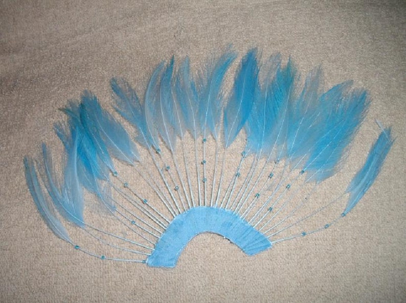 Sky Blue or Silver Hackle Pinwheel with Beads