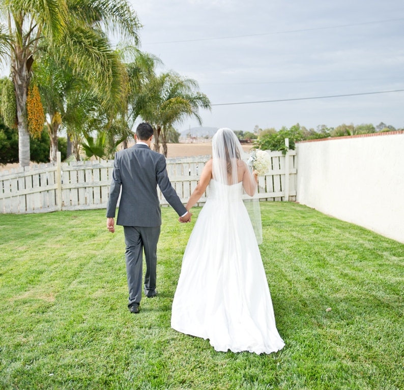 One tier wedding veil 45 inches long with clean cut edge Light Ivory, Off-White, White READY TO SHIP in 2-5 Business Days image 2