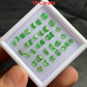 Green garnet faceted stones for jewellery