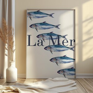 Arte mural costero La Mer: Impresión de peces de inspiración francesa / Sardinas en acuarela / Decoración de cocina náutica / Póster minimalista costero /