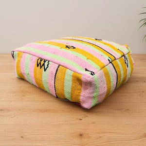 Colorful Handmade Moroccan Floor Pouf | Vintage Authentic Berber rug Cushion | Boho Chic Ottoman | Pouf for Living Room or Bedroom Decor