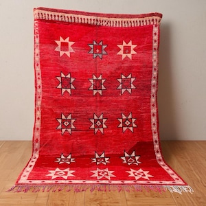 Vintage Moroccan Red Rug with Star Motif – Handmade Wool Area Rug, Berber Tribal Carpet, Geometric Bohemian Decor - Boho Decor Living Room