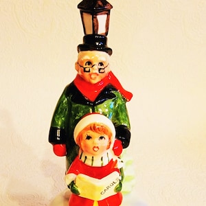Vintage Josef Originals Carolers Musical Figurine &quot; White Christmas &quot;