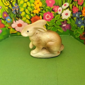 Vintage Napco Easter Bunny Rabbit Figurine