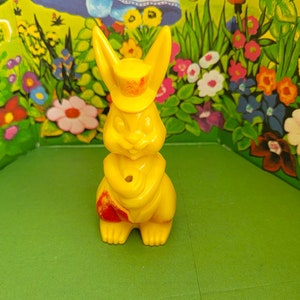 Vintage Easter Rosbro Bunny Lollipop Candy Container