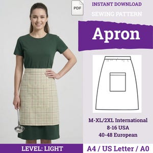 Puede incluir: Una mujer con una camiseta verde y un delantal a cuadros beige. La imagen incluye un diagrama de patrón de costura de delantal y el texto "Apron", "Descarga instantánea Patrón de costura", y "Level: Light". Tallas: M-XL/2XL International, 8-16 USA, y 40-48 European.