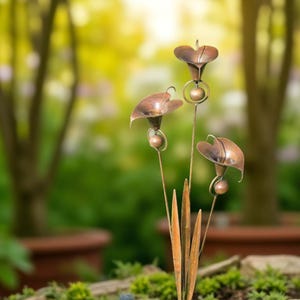 Bronze Calla Lily Garden Bell Stake: Rustic Iron Floral Yard Decor
