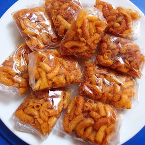Spicy fried macaroni market snacks macaroni macaroni snacks