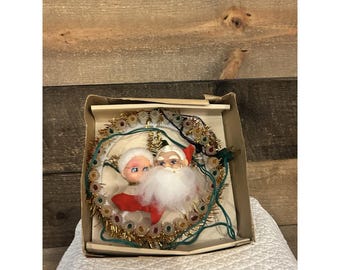 Mr And Mrs Santa Claus Wreath Of Flashing Lights 1973 Taiwan Vintage Christmas