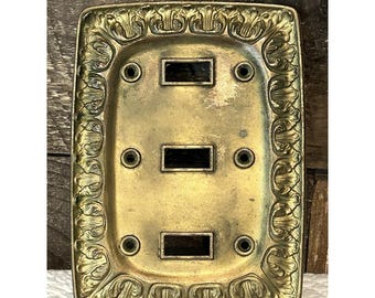 Vintage Kirsch Messing Französisch Schriftrolle BF-143 Light Triple Switch Plate MCM