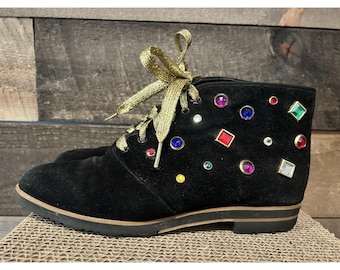 Vintage Stuart 80s black suede jeweled Leather Black Ankle Boots Size 6.5B