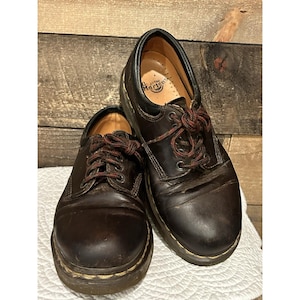 Zapatos Oxford Dr. Martens de cuero marrón para hombre (talla US 11849), talla 8 de mujer.