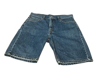 Pantalones cortos Levi's 550 para hombre, talla 35, lavado medio, corte relajado, cierre de cremallera, trabillas para cinturón, corte recto.