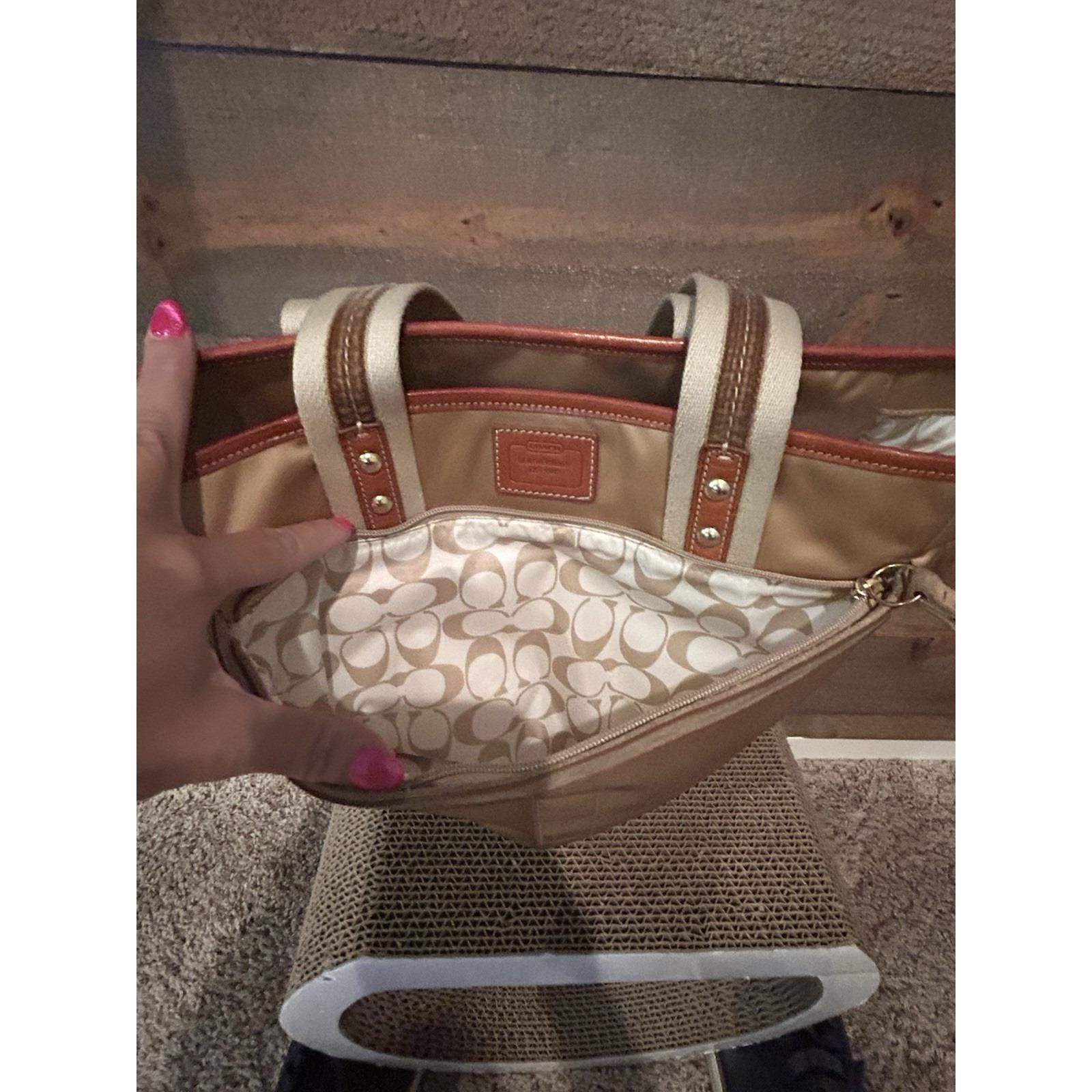 Y2k Coach Hampton Vintage Nylon Tan and Cream Women's Tote Bag - Etsy